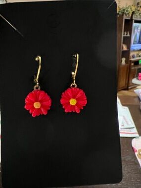 New Gold-Tone Red Flower Drop Earrings - Unbranded
